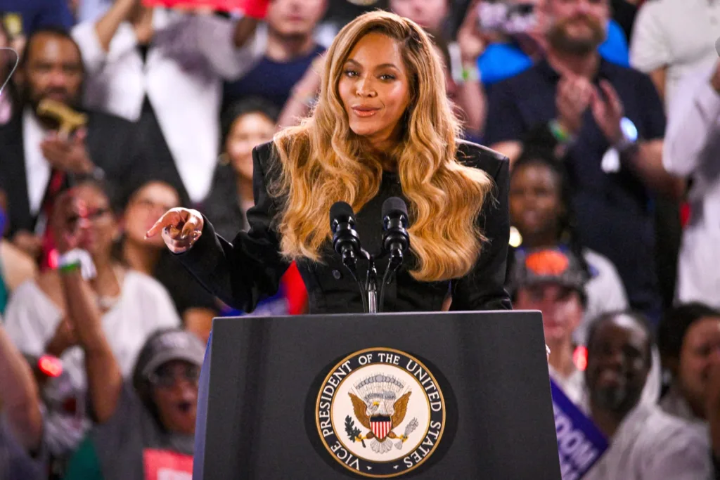 Beyoncé, Harris’e Destek İçin Mitingde Konuştu: Yeni Bir Şarkıya İhtiyaç Var