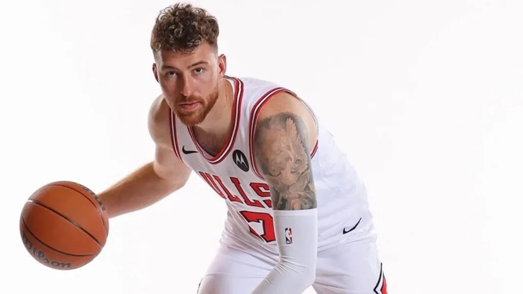 Onuralp Bitim'in NBA Macerası Sona Erdi: Chicago Bulls ile Yollar Ayrıldı