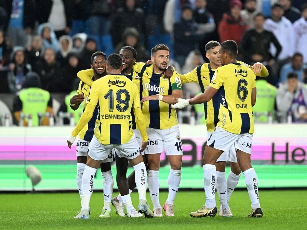 Fenerbahçe Galibiyet, Süper Lig, Trabzonspor Maçı